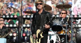Green Day avoids controversy in Super Bowl performance