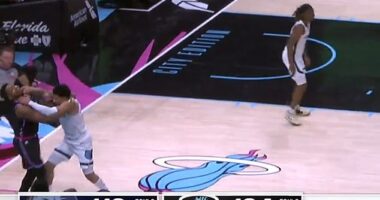 While Scotty Pippen Jr's teammates played on, he charged at Miami´s Myron Gardner