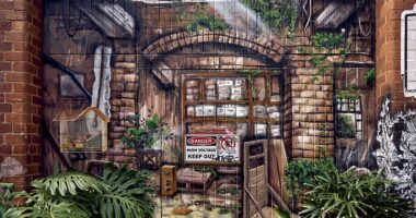 Behind an unassuming warehouse façade in a Melbourne laneway lies a towering hideaway that oozes pure style and innovation