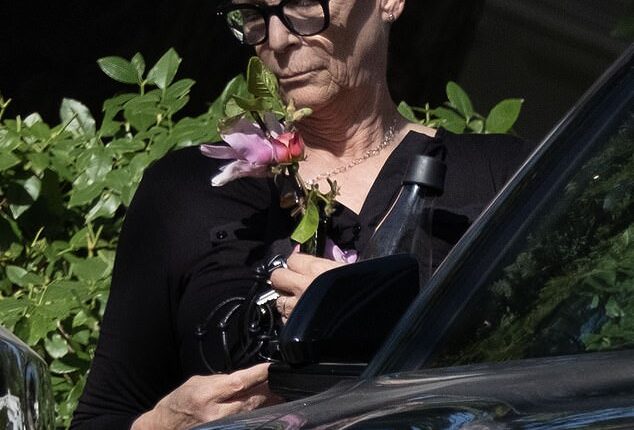 Jamie Lee Curtis and her husband Christopher Guest were spotted for the first time since learning of their longtime pal Catherine O'Hara's shock death