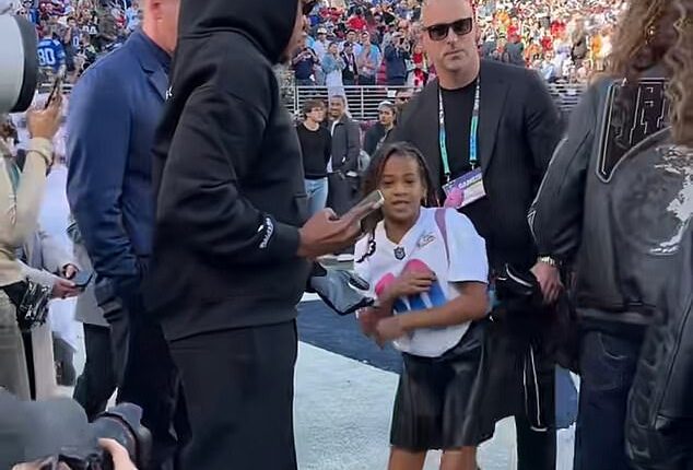 Jay-Z and Beyonce¿s daughter Rumi was seen being manhandled by security at the Super Bowl