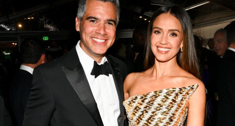 Jessica Alba and Cash Warren finalize divorce 2 years after separating
