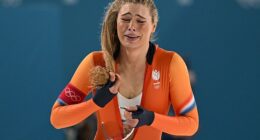 Dutch star Jutta Leerdam claimed gold in the women's 1000 speed skating event in an Olympic record