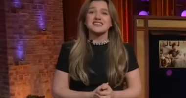 Kelly Clarkson announces end of daytime talk show