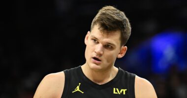 Lakers Preparing Aggressive Offer For Top Free Agent Target Walker Kessler: Report