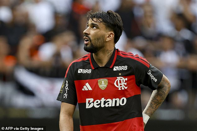 Lucas Paqueta missed a sitter on his debut for Flamengo in Sunday's Brazilian Super Cup final