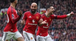Manchester United brushed aside Tottenham Hotspur to make it four league wins in a row