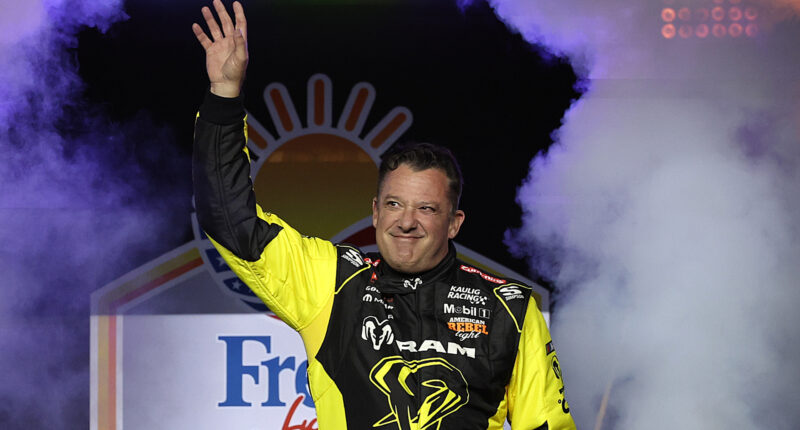 NASCAR's Tony Stewart Praises Kaulig Racing for Truck Efforts