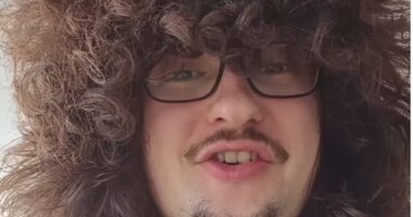 Michael Carrick said he is aware that if Man United beat West Ham tomorrow it will allow internet sensation Frank Ilett, known as The United Strand, to finally get a haircut