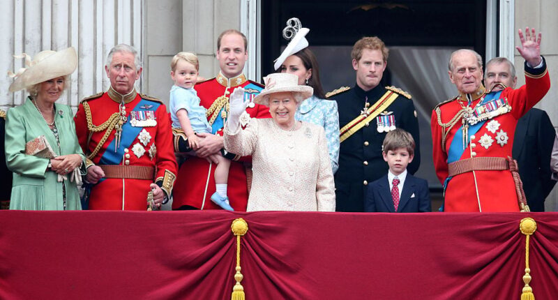 Celebrity Net Worth logo