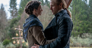 Outlander Shot Multiple Season 8 Endings to Avoid Spoilers