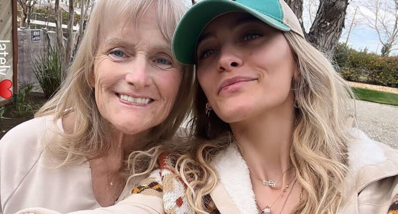 Paris Jackson shares selfies with rarely seen mom Debbie Rowe