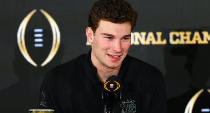 Raiders Great Reggie Kinlaw Doesn’t Hold Back on Fernando Mendoza