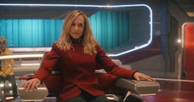 Starfleet Academy's USS Athena Reverses TNG's Enterprise-D Saucer Separation