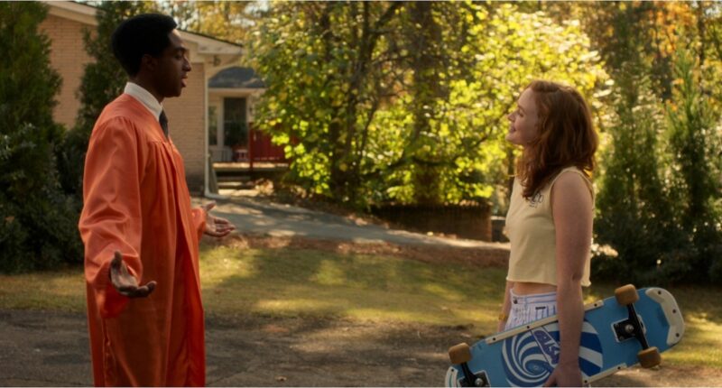 STRANGER THINGS: SEASON 5. (L to R) Caleb McLaughlin as Lucas Sinclair and Sadie Sink as Max Mayfield in Stranger Things: Season 5. Cr. COURTESY OF NETFLIX © 2025