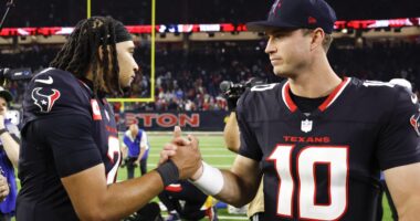 Texans Trade Pitch Targets QB-Starved Rival Club Amid Rumors