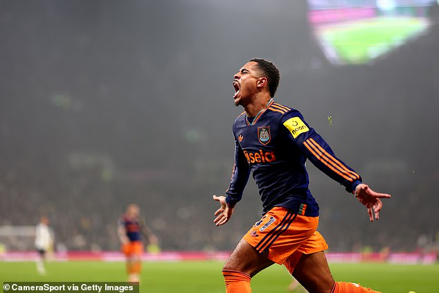 Jacob Ramsey scored the winner as Newcastle won 2-1 at Tottenham on Tuesday