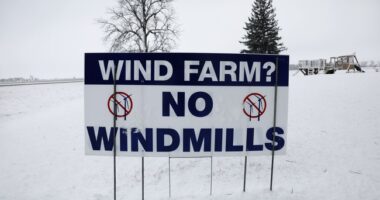 WY Withdrawing Approvals for Two Wind Projects – HotAir