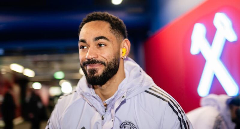 West Ham vs Manchester United - Premier League LIVE: Latest score, team news and updates as Red Devils bid to make it FIVE straight league wins - as viral fan braces himself for first haircut in nearly 500 DAYS