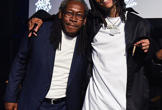 Rapper Wiz Khalifa has announced the death of his father, Laurence W. Thomaz