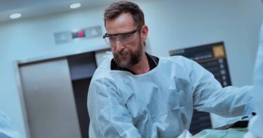 ‘The Pitt’s Most Brutal Patient Case After 6 Intense Hours Is Impossible To Look Away From