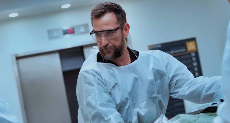 ‘The Pitt’s Most Brutal Patient Case After 6 Intense Hours Is Impossible To Look Away From