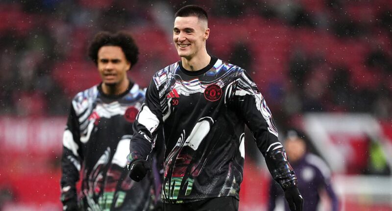 Manchester United vs Crystal Palace - Premier League LIVE: Latest score, team news and updates as Benjamin Sesko STARTS with Red Devils targeting fourth home win in a row which would see them leapfrog Villa plus Fulham vs Spurs