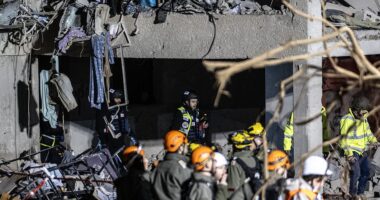 Iran war live: Tehran launches new wave of missiles towards Israel amid fears London under threat