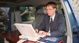 Celebrity Net Worth logo