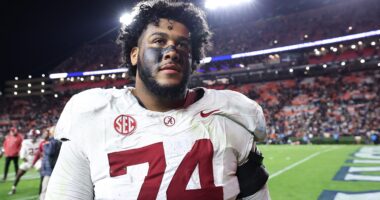 Alabama’s Kadyn Proctor Had NFL Scouts 'Buzzing' at Pro Day