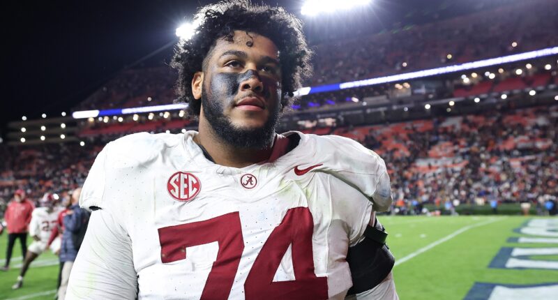 Alabama’s Kadyn Proctor Had NFL Scouts 'Buzzing' at Pro Day