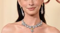 Anne Hathaway commanded attention for her smooth and radiantly youthful complexion as she hit the red carpet at the Oscars