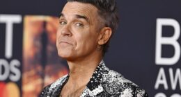 Robbie Williams has announced he is heading back to Australia for a series of stadium gigs in Sydney, Brisbane, Melbourne, Newcastle and Adelaide