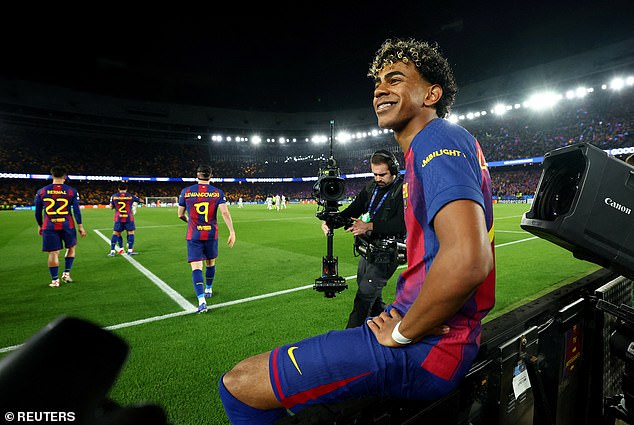 Barcelona 7-2 Newcastle (8-3 on agg): Eddie Howe's side produce dog's dinner in defence in record European defeat