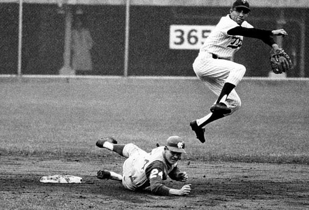 Former Major League Baseball outfielder Larry Stahl, bottom, has died at the age of 84