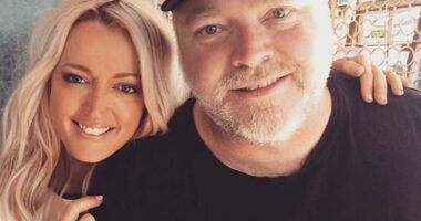 The epic bust-up between Kyle Sandilands and Jackie 'O' Henderson may be coming to an end. Both pictured