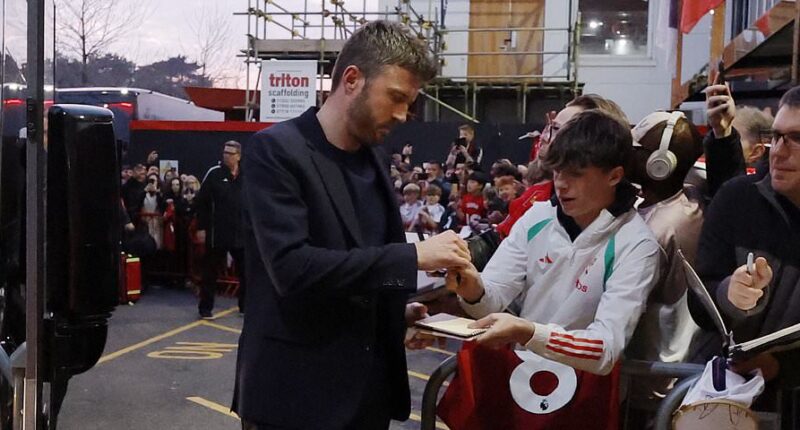 Bournemouth vs Manchester United - Premier League LIVE: Latest score, team news and updates as Red Devils bid to boost their Champions League push