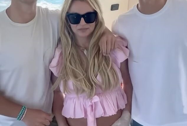 Britney Spears has been enjoying the company of her two sons Sean and Jayden