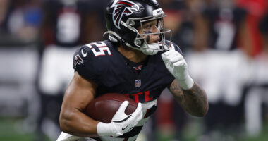 Cardinals Tyler Allgeier Signing Already Under Fire