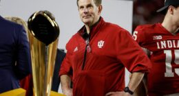 Celebrity Net Worth logo