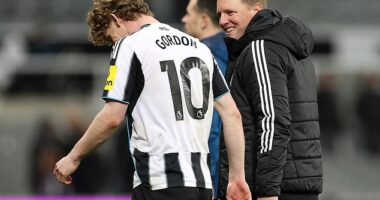 Eddie Howe has defended Anthony Gordon after criticism by Roy Keane and Alan Shearer