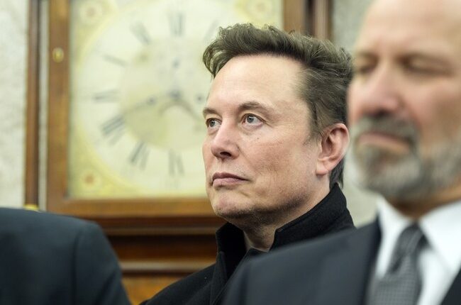 Elon Musk Offers to Pay Salaries for TSA – HotAir