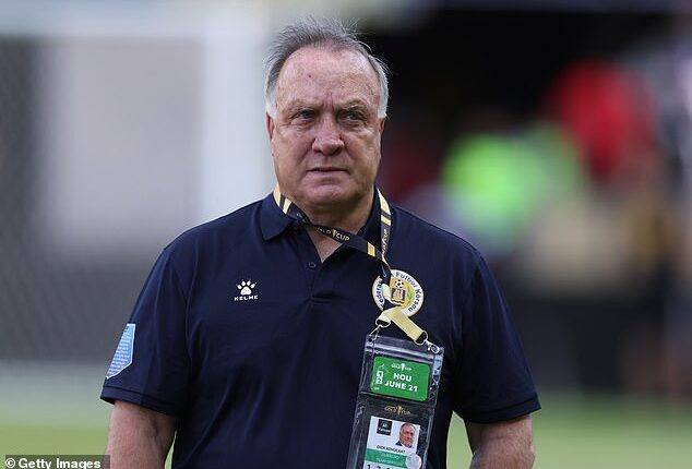 Dick Advocaat will work in an advisory role at Feyenoord, just weeks after stepping down as Curacao manager