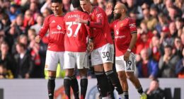 Gary Neville believes Man United will go on to finish third and secure a Champions League spot