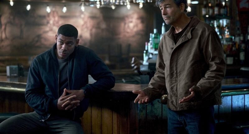 Green Lantern: The Damon Lindelof and Grant Morrison Dispute Reveals the Problem With Comic Book Adaptations