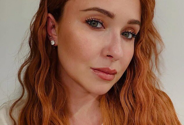 Hayden Panettiere sent fans into a frenzy once again as she unveiled her latest hair transformation after dying it red