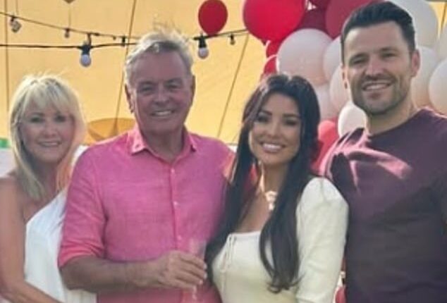 Jess and Mark Wright's former TOWIE star father Mark Sr. has been caught liking OnlyFans star Chelsea Ferguson's racy snaps (L-R: Carol Wright, Big Mark, Jess and Mark Jr.)