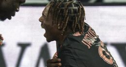 Jeremy Jacquet suffered a nasty shoulder injury for Rennes and will have surgery