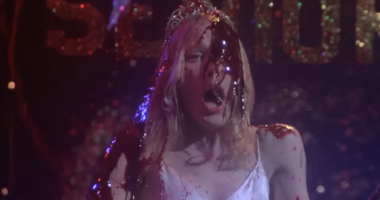 Mike Flanagan Will Bring Carrie into the 2020s By Updating the Bullying
