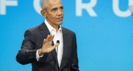 The Obama Foundation is recruiting 75 to 100 unpaid ¿Ambassadors¿ to greet visitors and guide guests around the new presidential campus